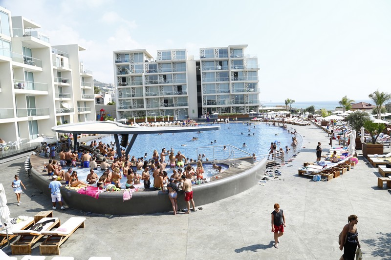 Sunday Pool Party at Whitelace
