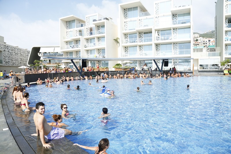 Sunday Pool Party at Whitelace