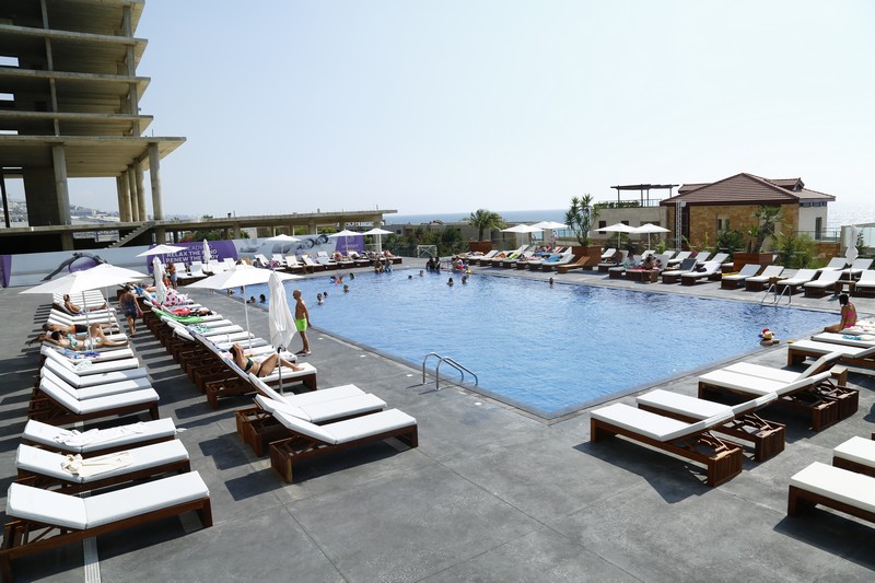 Sunday Pool Party at Whitelace