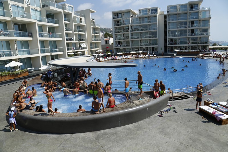 Sunday Pool Party at Whitelace