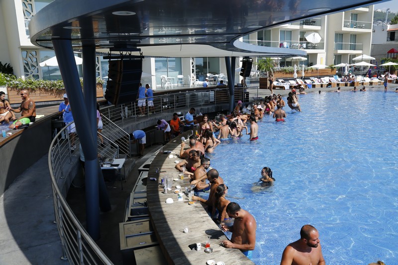 Sunday Pool Party at Whitelace