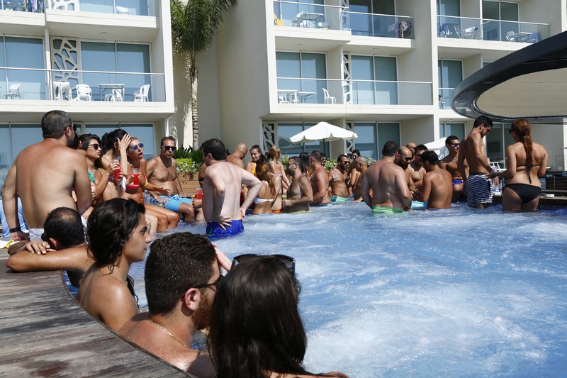 Sunday Pool Party at Whitelace