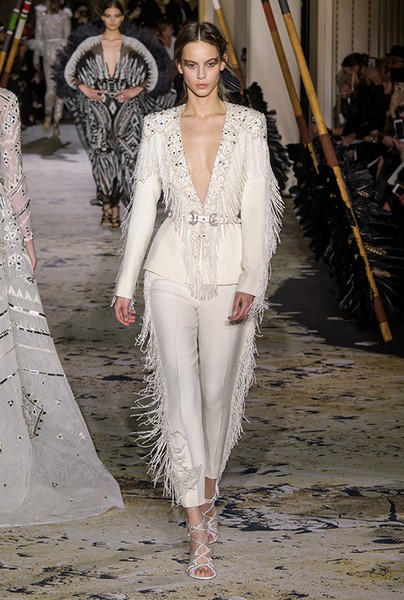 Zuhair Murad Spring Summer 2018 Couture at PFW