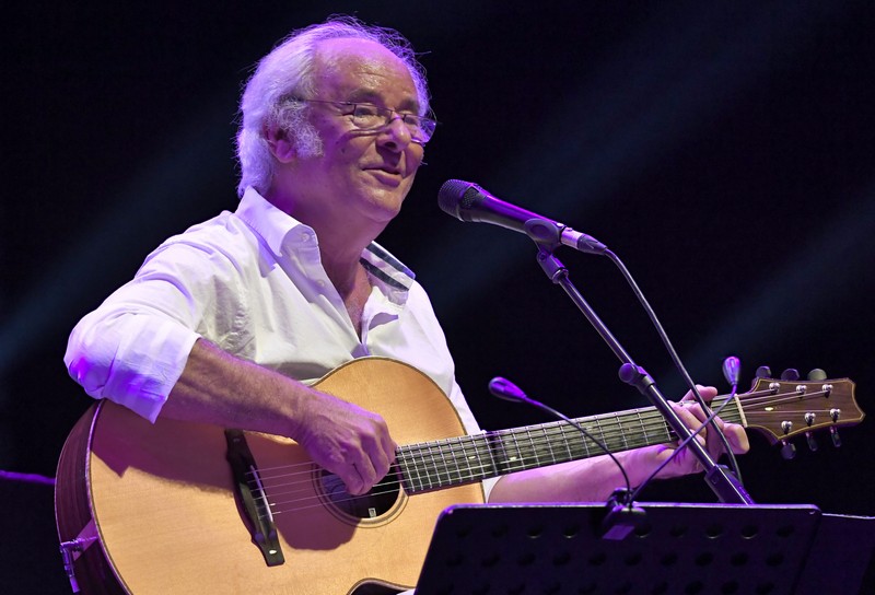 Maxime Le Forestier chante Georges Brassens