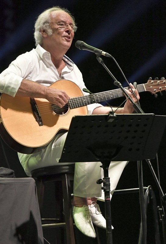 Maxime Le Forestier chante Georges Brassens
