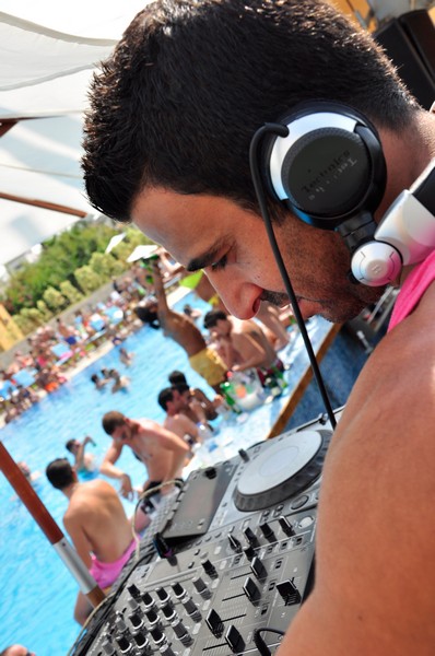 The Sunday Club at Cyan