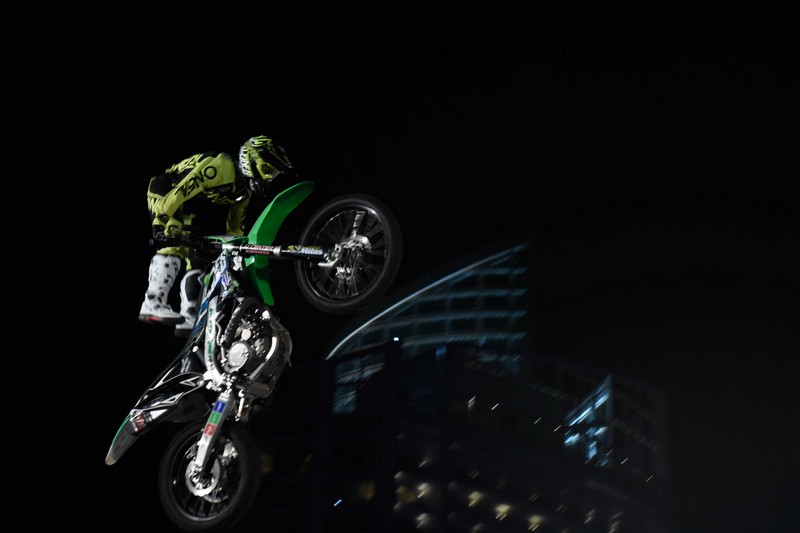 BEASTS Masters of Dirt