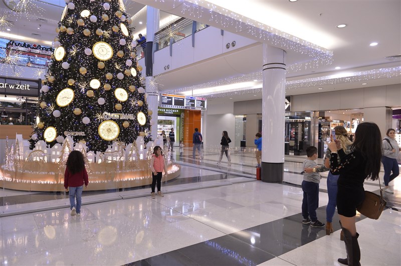 Christmas decoration at CityMall