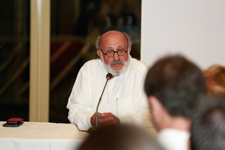 Mr. Roger Edde conference at Edde Sands