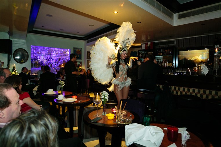 eCafe Sursock on Saturday Night