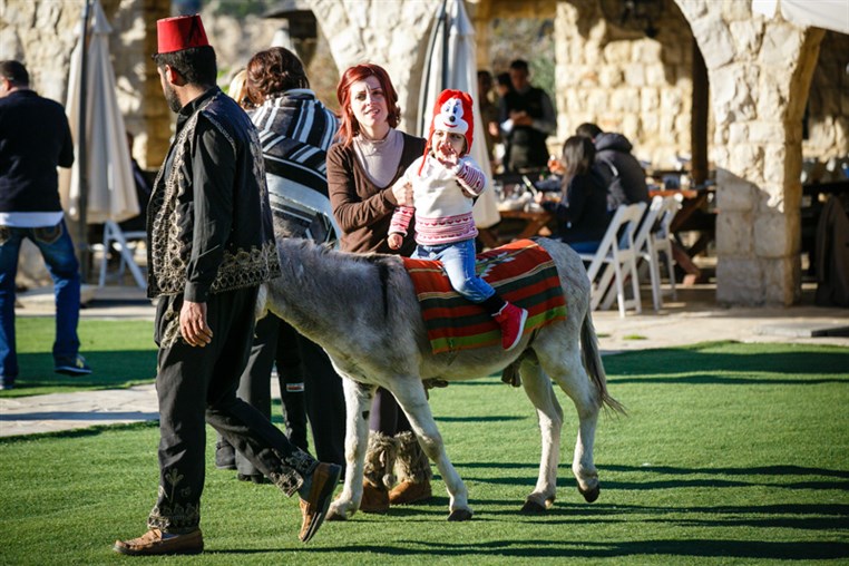 Berbara at Arnaoon Village