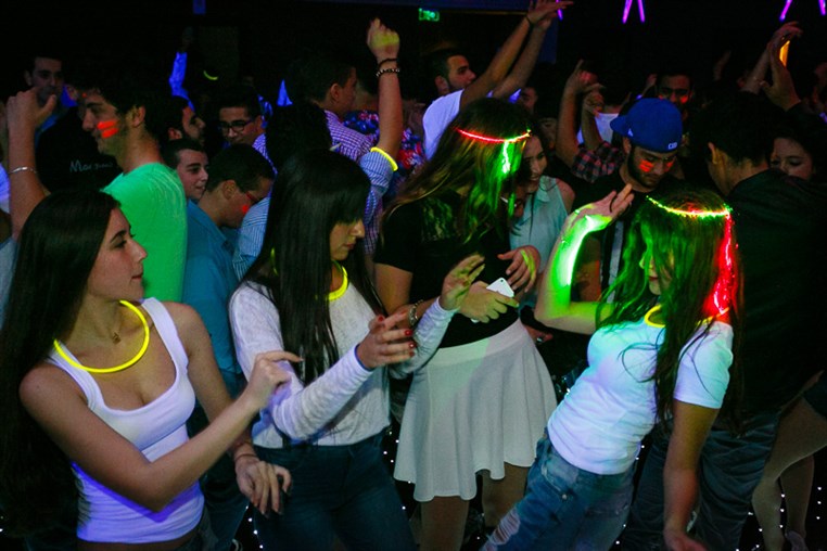 KBWH Seniors Lights Off Neon Party