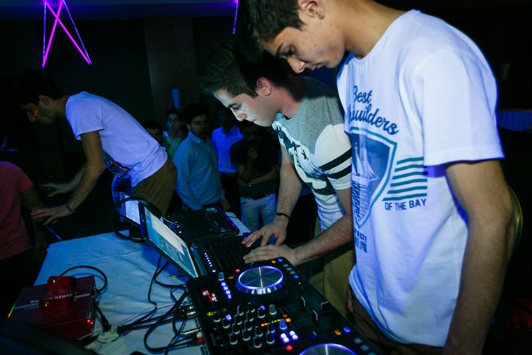 KBWH Seniors Lights Off Neon Party