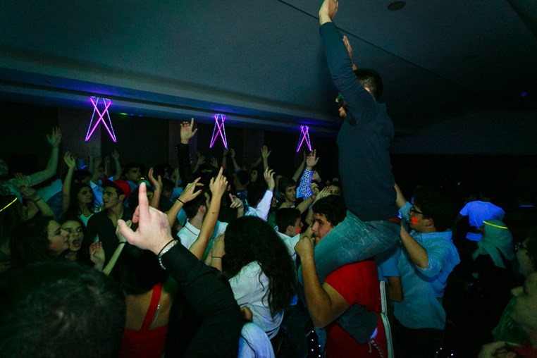 KBWH Seniors Lights Off Neon Party