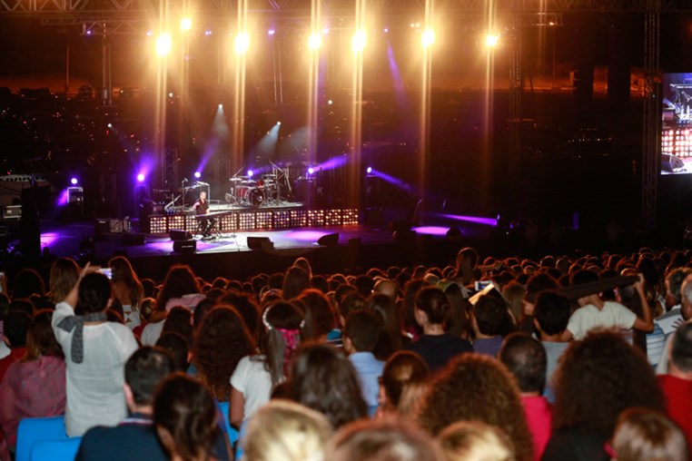 Garou at Beirut Holidays