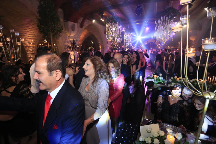 Les Lamah Wedding People 2