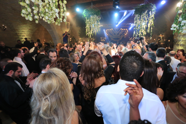Les Lamah Wedding People 2