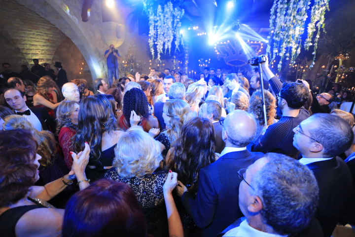 Les Lamah Wedding People 2