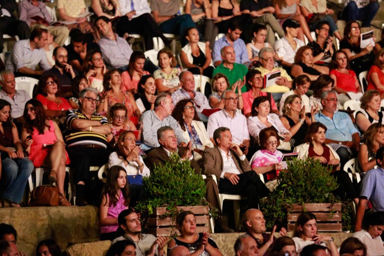 Bryn Terfel & Monica Yunus