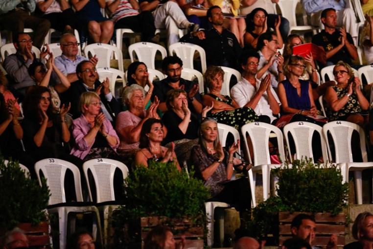 Bryn Terfel & Monica Yunus