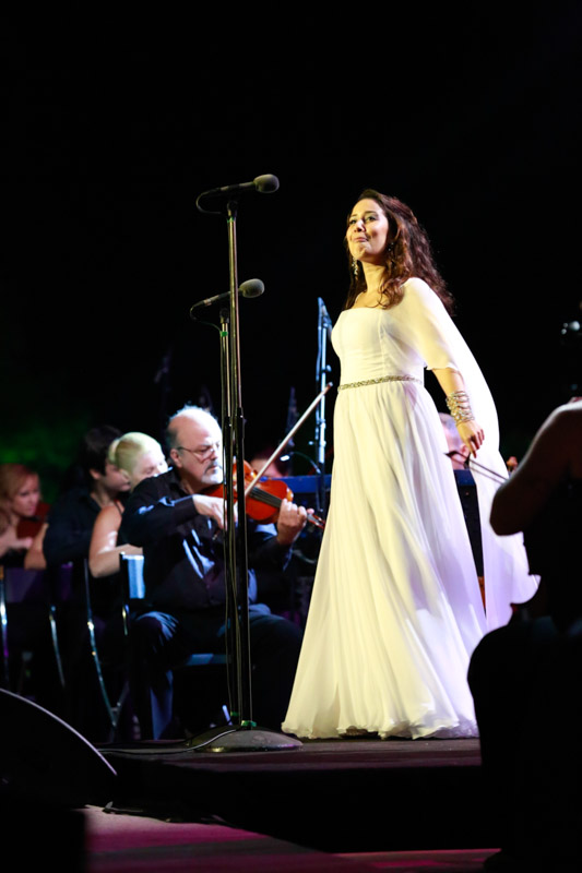 Bryn Terfel & Monica Yunus