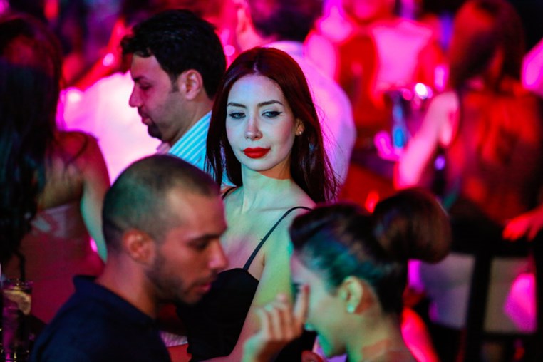 HedKandi at SKYBAR
