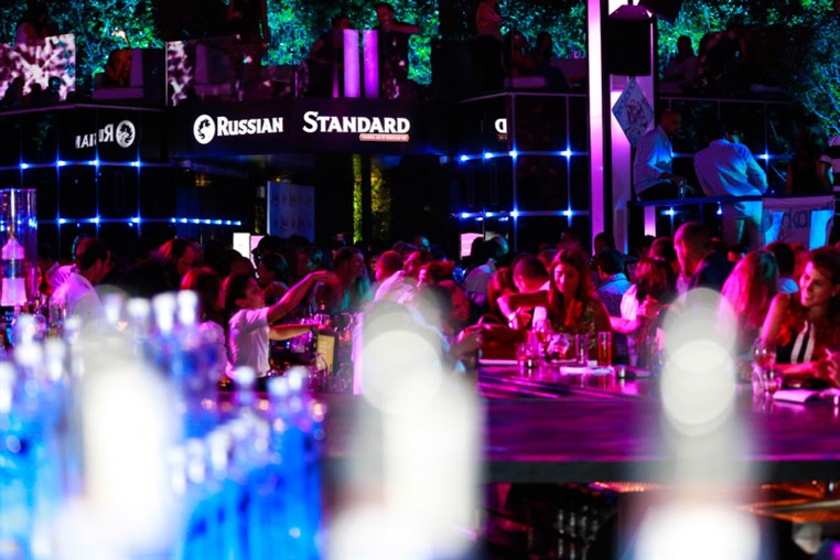 HedKandi at SKYBAR