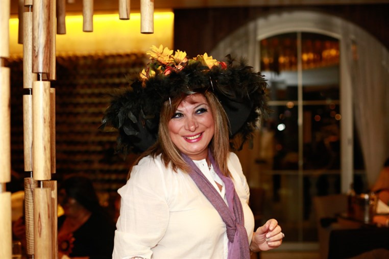 Le Chic Du Bal Masque 