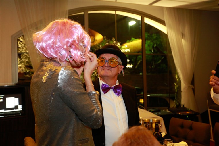 Le Chic Du Bal Masque 