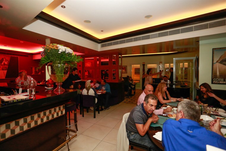 eCafe Sursock on Saturday Night