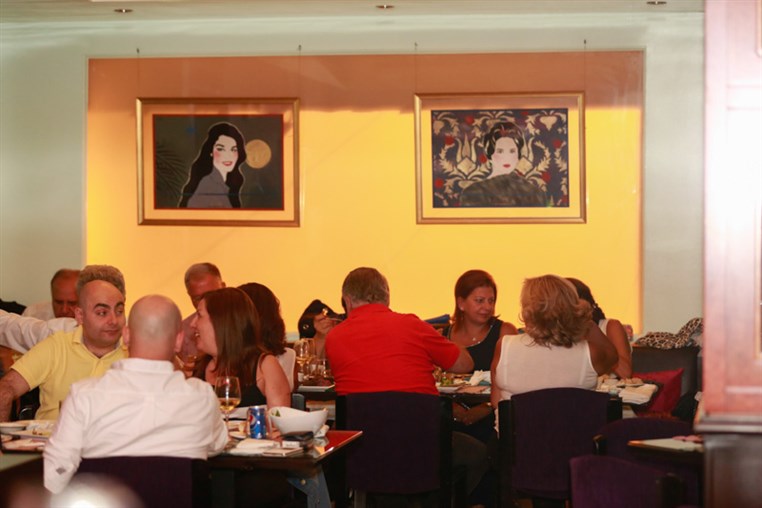 eCafe Sursock on Saturday Night