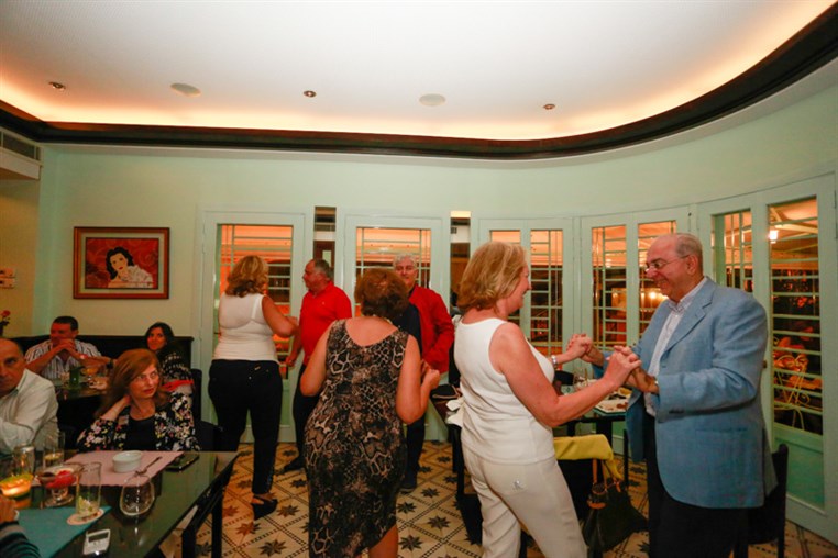 eCafe Sursock on Saturday Night