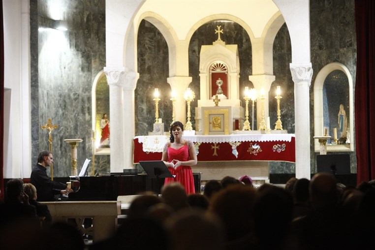 Beirut Chants Christmas Eve by Marie-Josée Matar