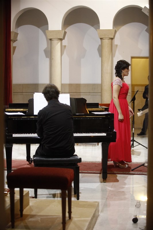 Beirut Chants Christmas Eve by Marie-Josée Matar