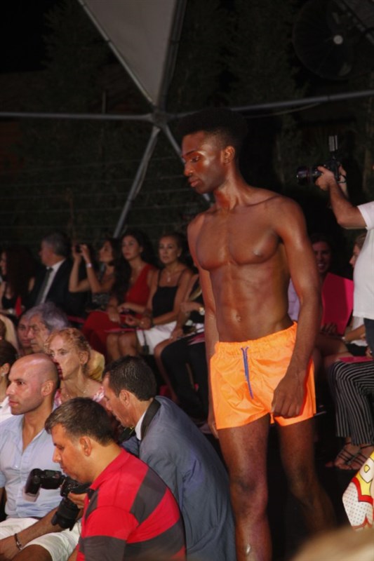 Jane Konsol new swimwear line 