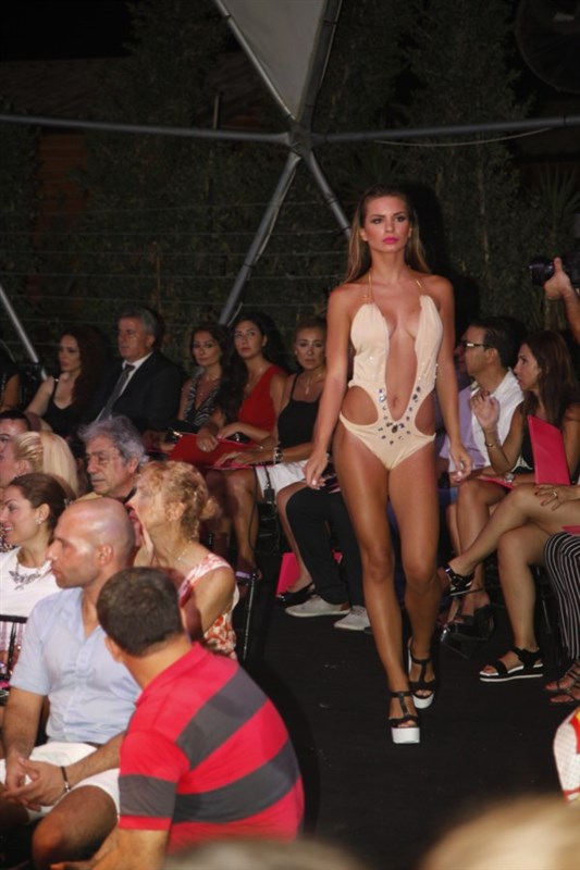 Jane Konsol new swimwear line 