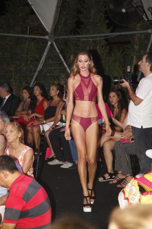 Jane Konsol new swimwear line 