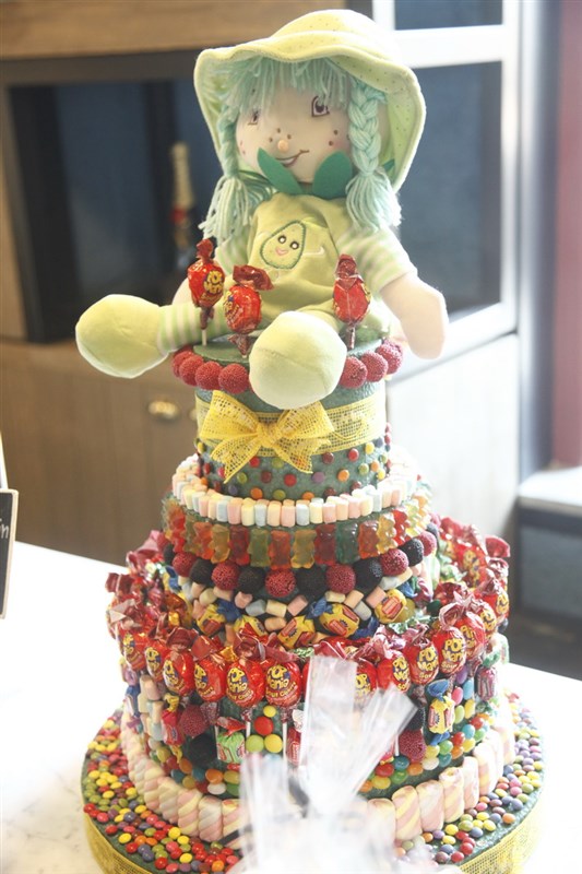 Al Mandaloun Patisserie Opening