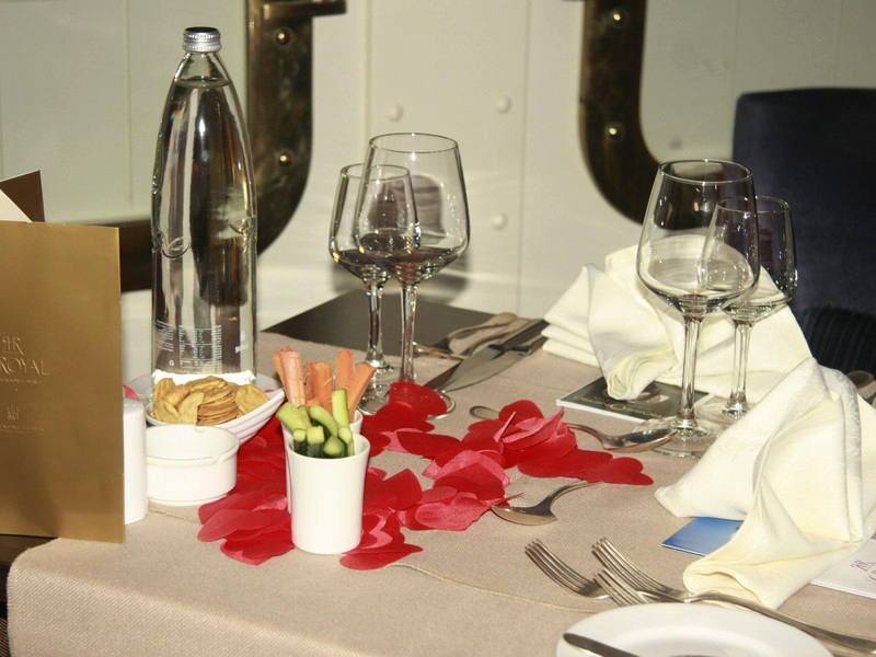 Culinary Heaven at the Titanic Piano Bar