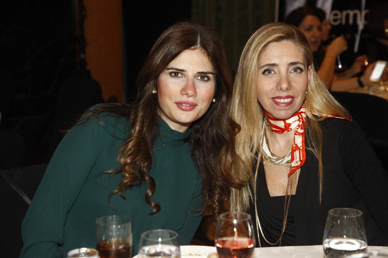 Nadine Komeair . Nicole Saii