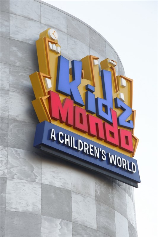 Chairman of MEA Visit to KidzMondo