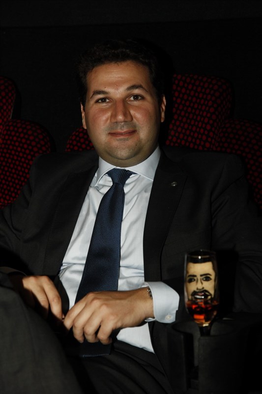 Avant Premiere of Chi Yom Rah Fell