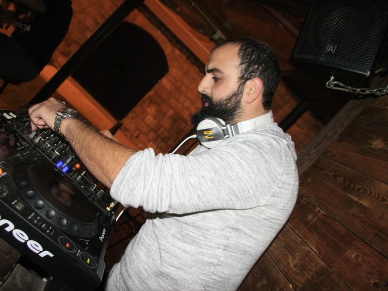 Fertil Pub on Saturday Night