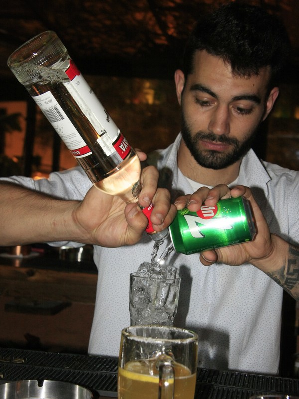 Fertil Pub on Saturday Night
