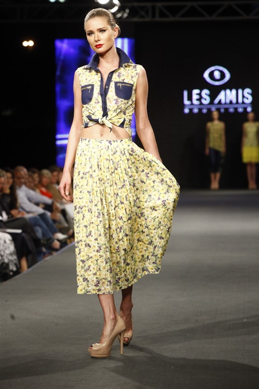 Les Amis at Summer Fashion Week By LIPS