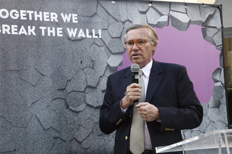 ALISEP Novartis Break the Wall event