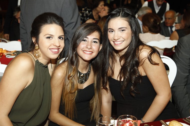 Le Bal Des Debutantes