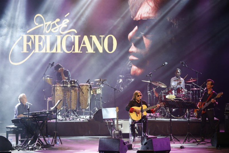 Jose Feliciano at Beirut Holidays
