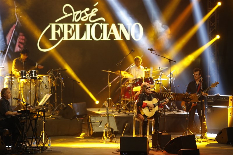 Jose Feliciano at Beirut Holidays