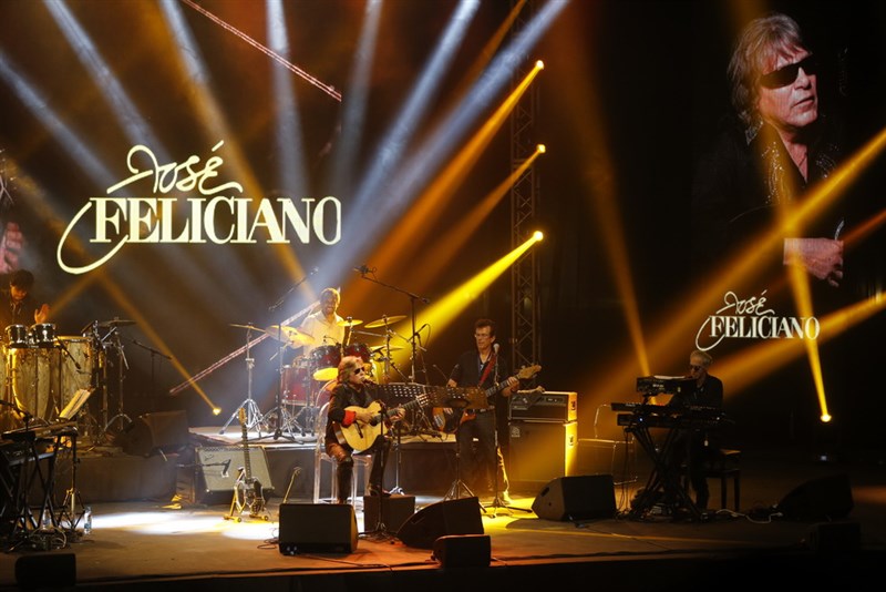 Jose Feliciano at Beirut Holidays